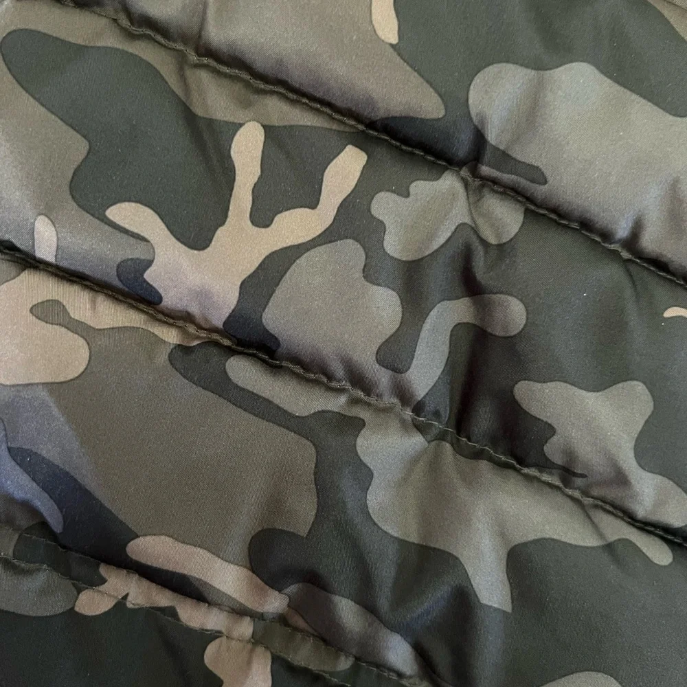 Sequoia‎ camo size 24 months winter jacket.